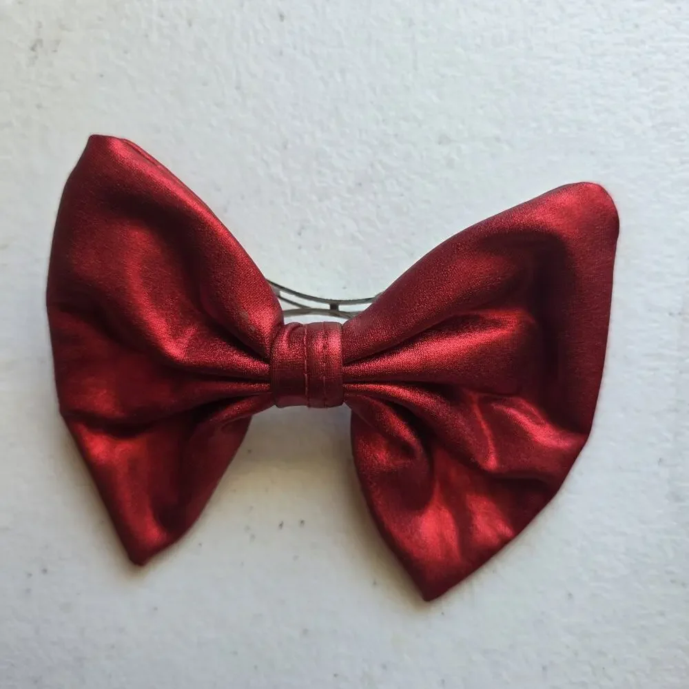 Dansco Girls SC Red Sequin Tutu Dance Costume Small Child Bow Hair Clip Included